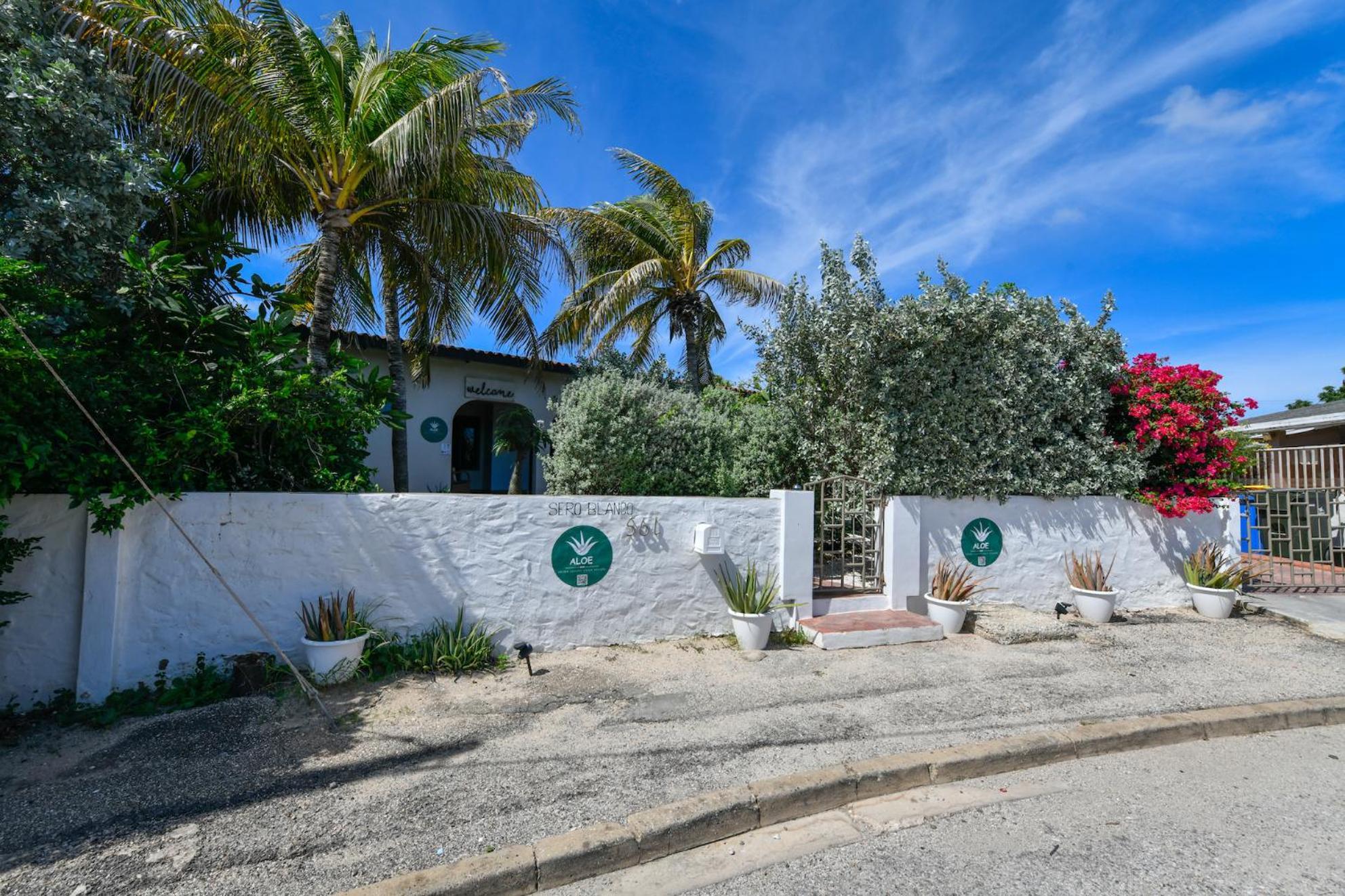 Aloe B&B 오란제스타트 외부 사진